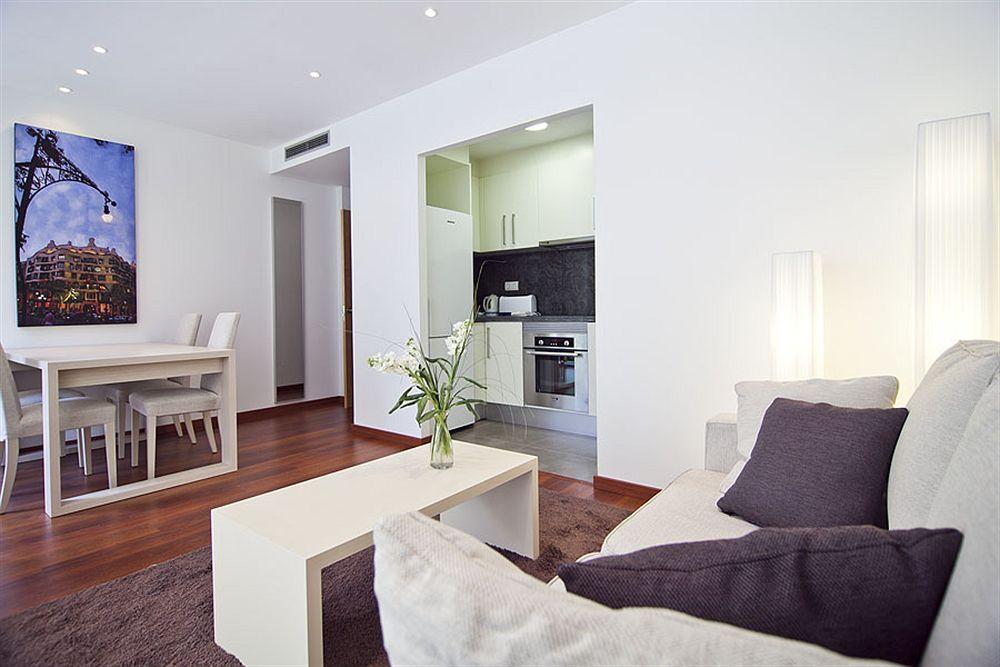 Sleep Urgell By Stay Barcelona Exterior foto