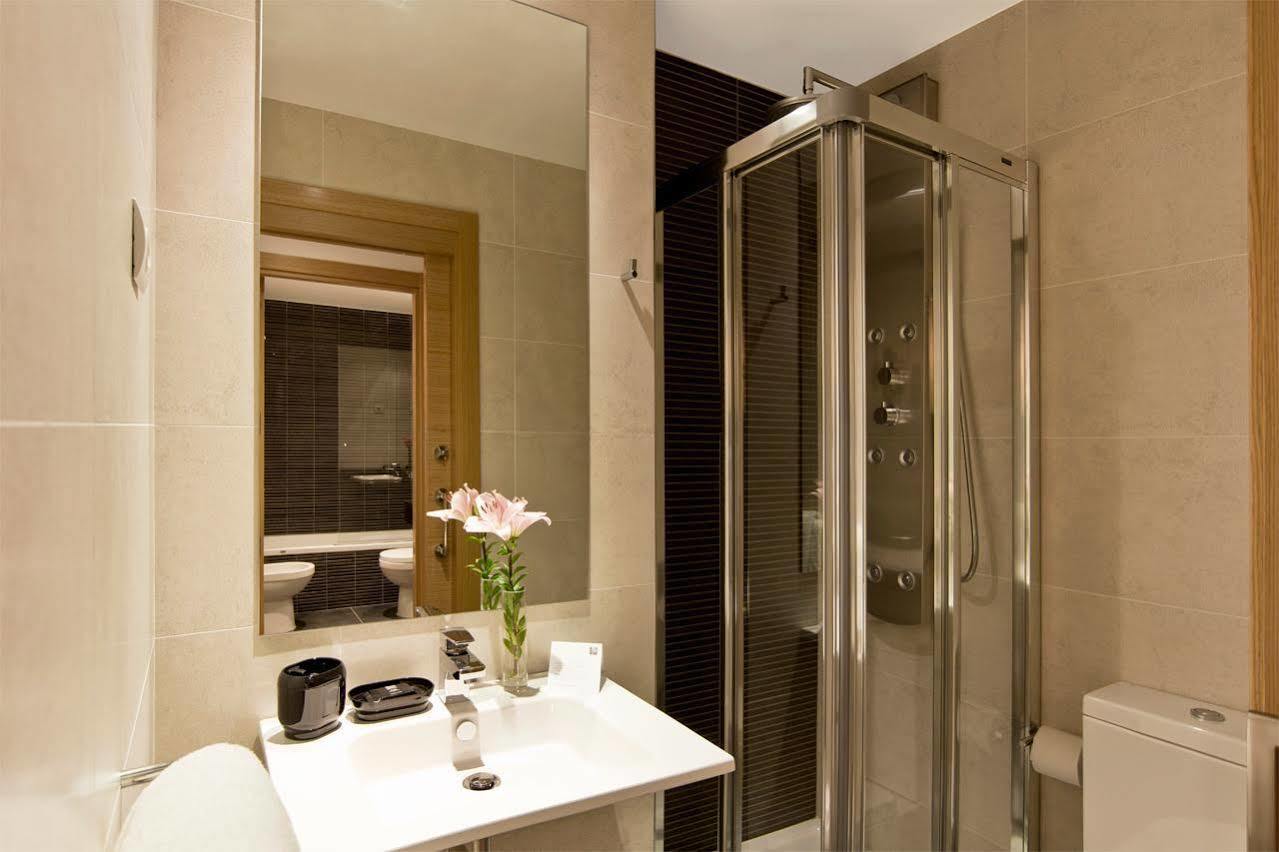 Sleep Urgell By Stay Barcelona Exterior foto
